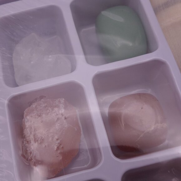 Love Crystal Collection Set Intentions with Crystal Energy *Brand New Unopened* - Picture 13 of 16